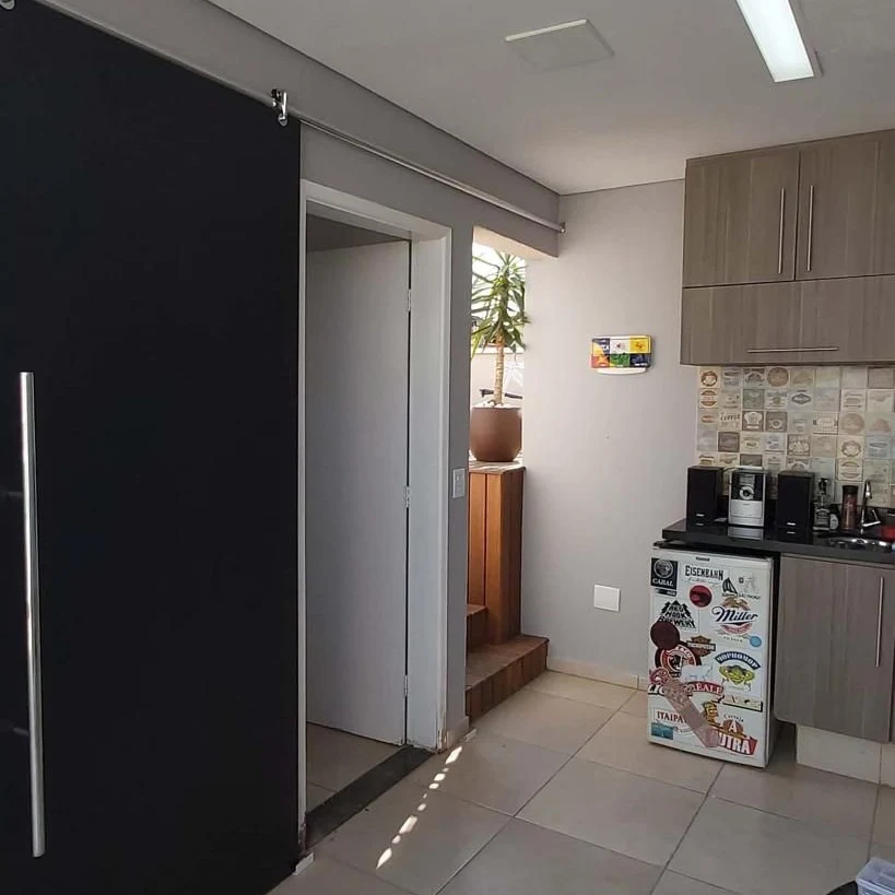 Porta e vidro interno